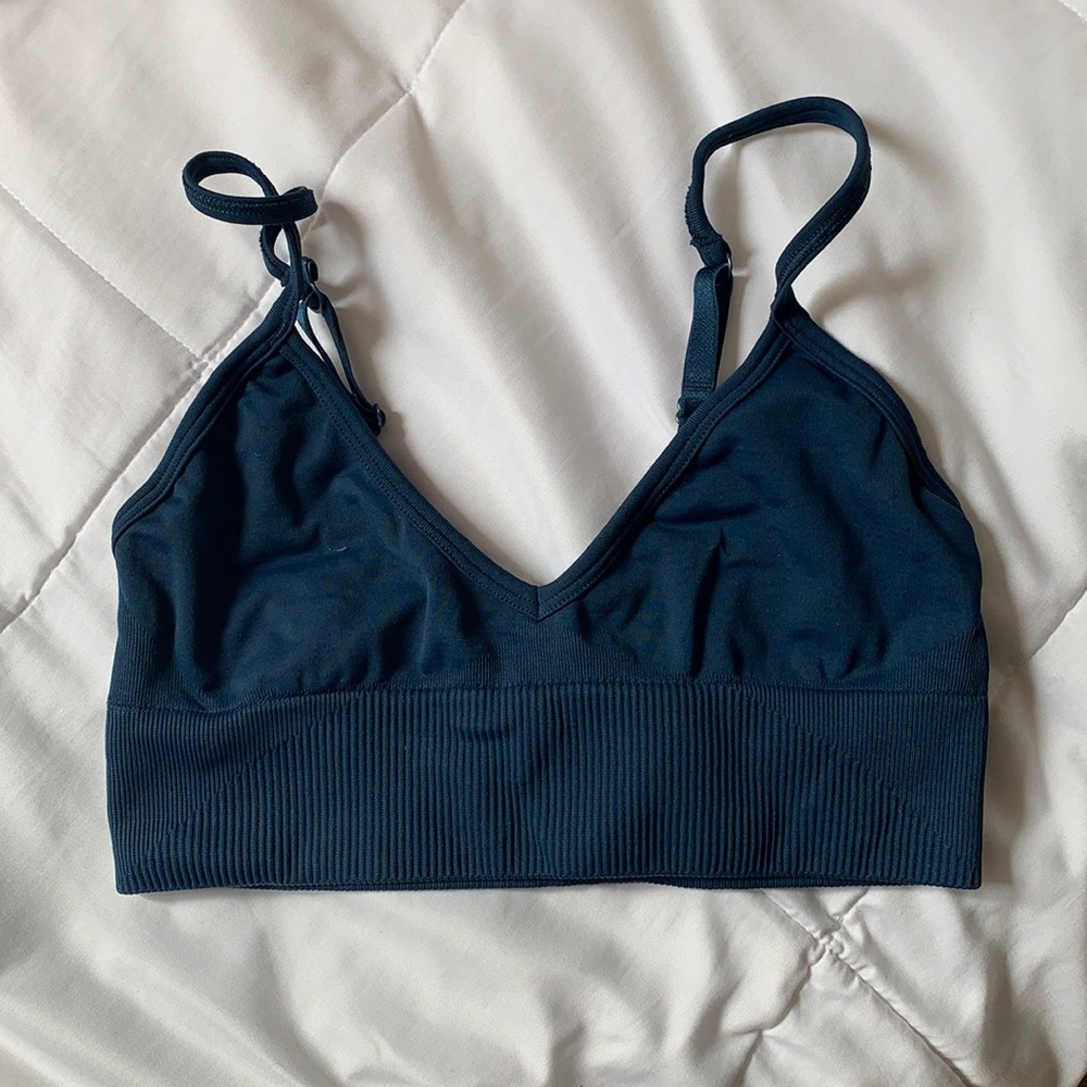 Lululemon bra